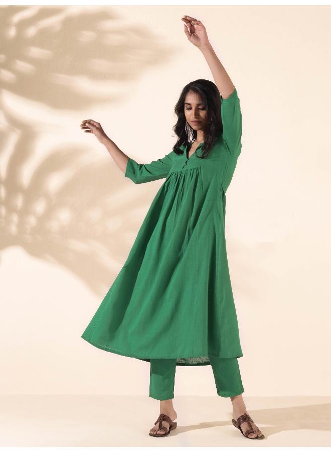 trueBrowns Green Cotton Long Kurta Pant Set - Image 1