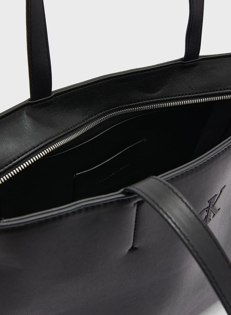 Calvin Klein Jeans Sleek Logo Detail Tote Bag