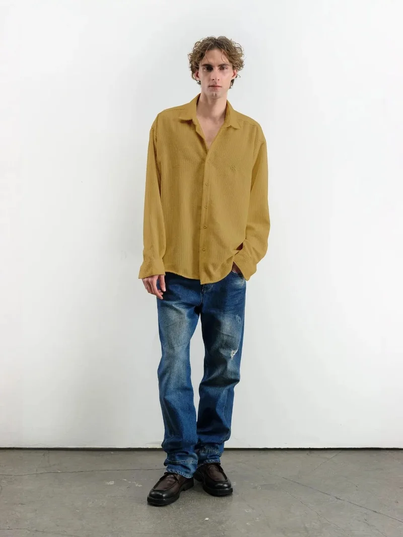 جيستو Oversized Long Sleeve Button-Front Velvet Shirt
