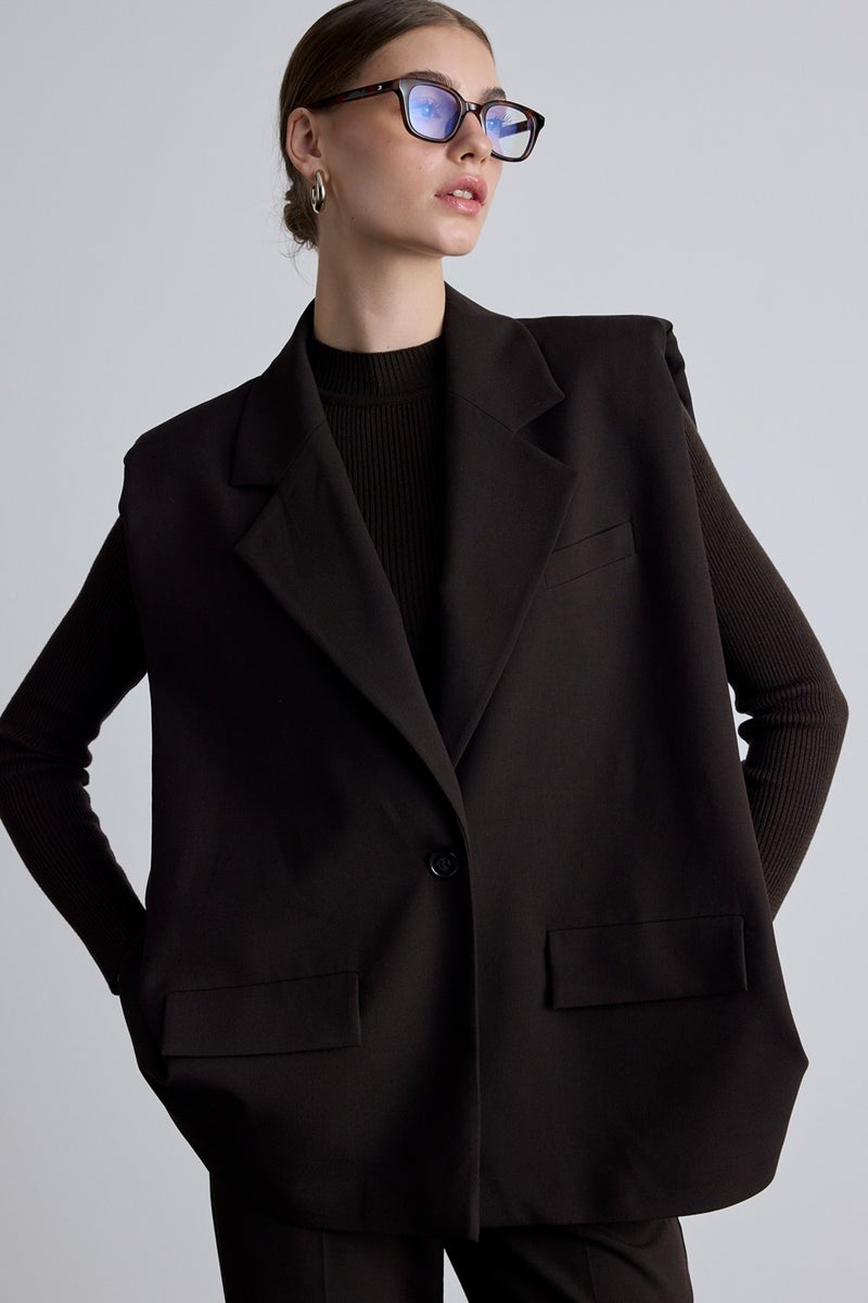 Manuka Wide Shoulder Vest Bitter Brown  - Image 3