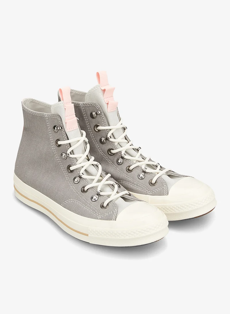 كونفرس كونفرس تشاك 70 للجنسين