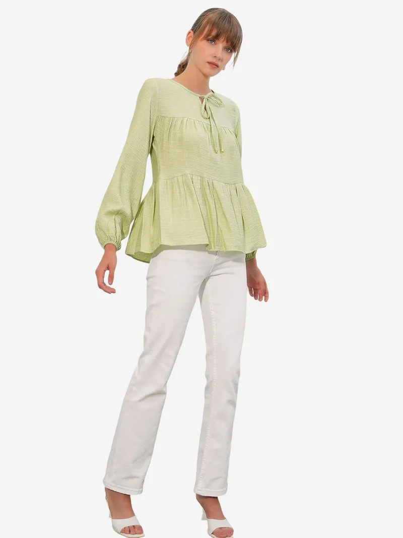 بيغ دارت BDART Textured Tie-Front Blouse