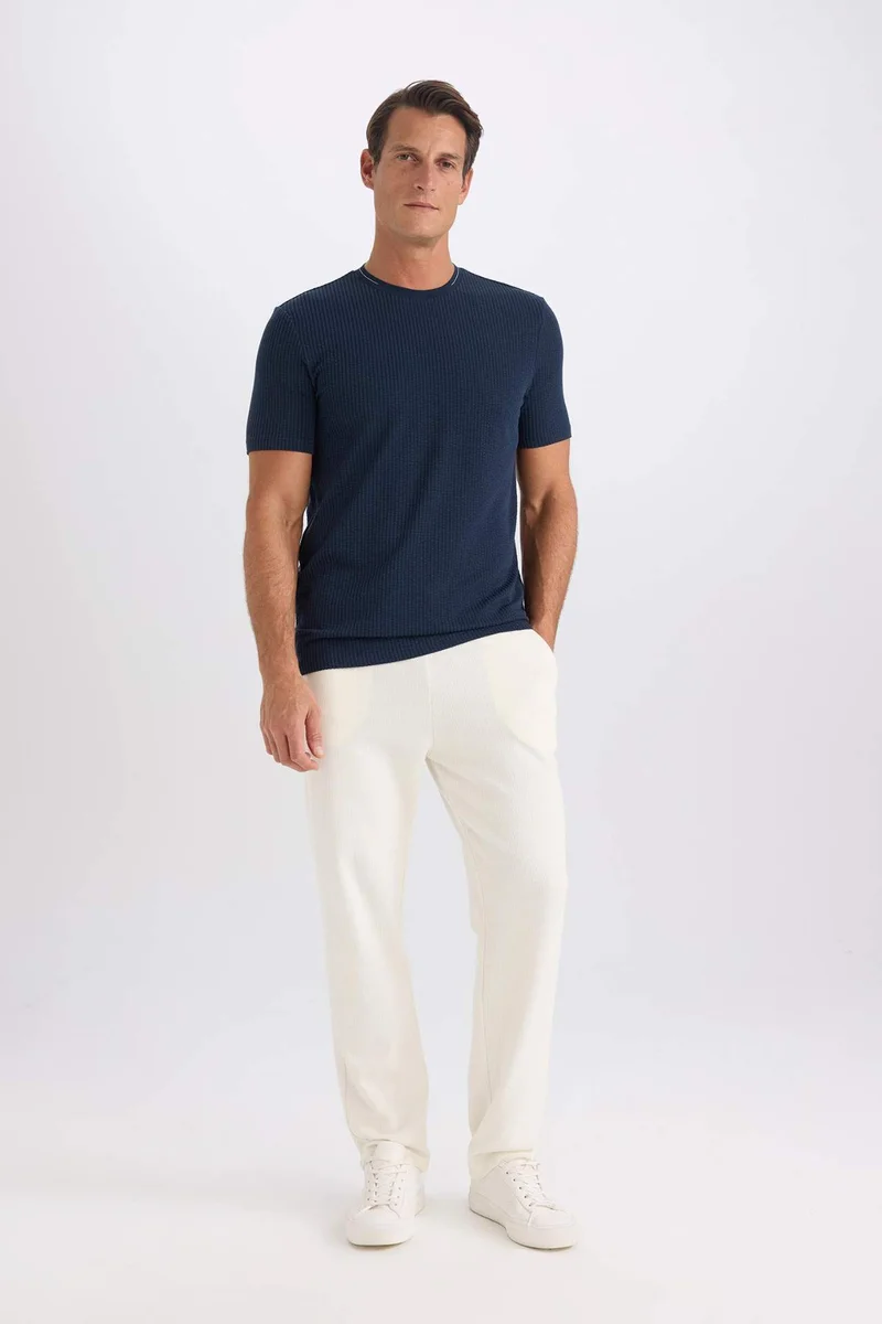 ديفاكتو Slim Fit Crew Neck Crinkle Short Sleeve T-Shirt