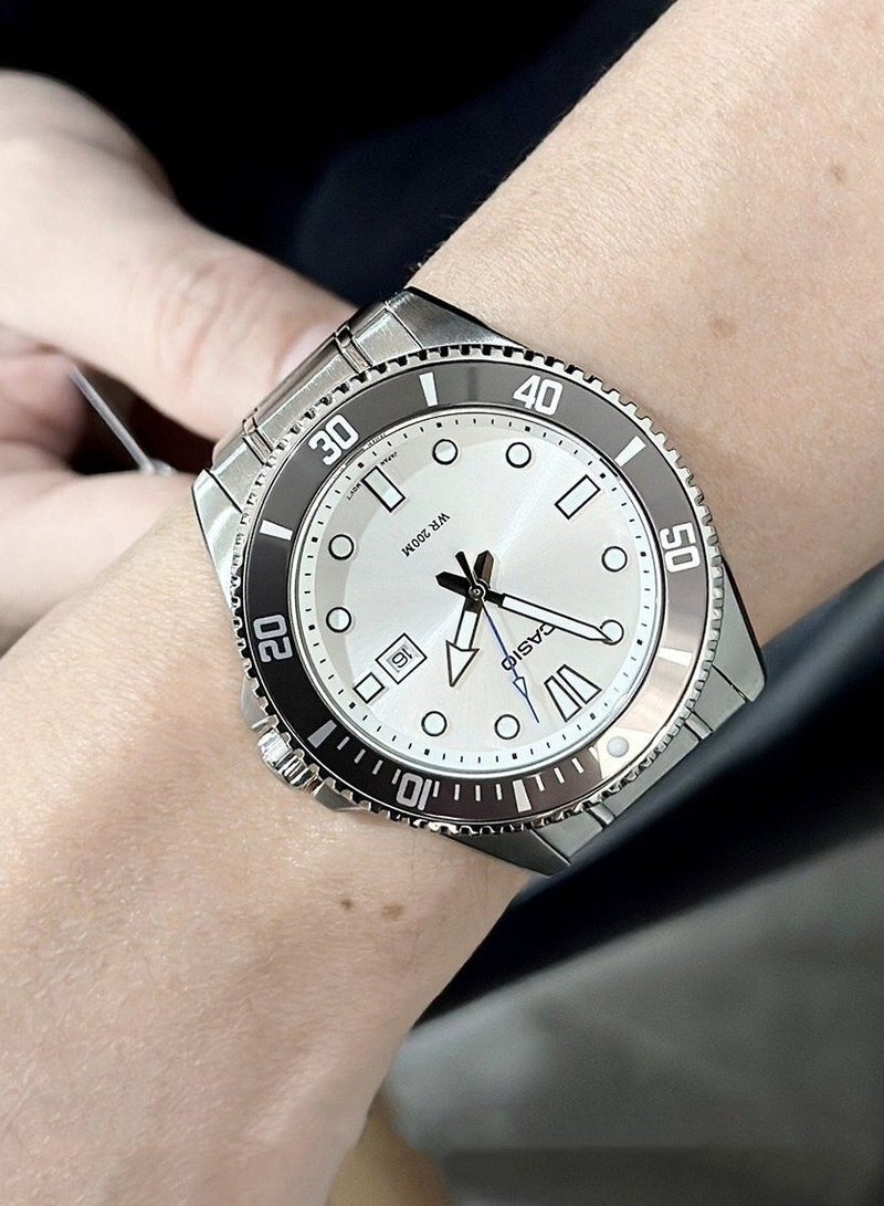 CASIO Analog Men's Watch - MDV-107D-7AVDF - Image 3