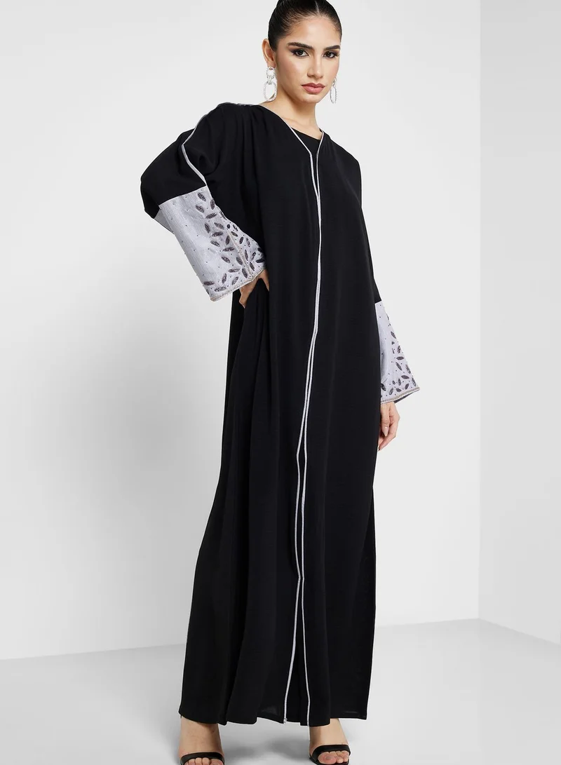 Khizana Embellished Detail Abaya With Sheila