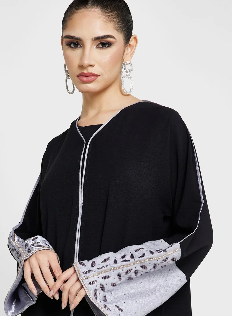 Khizana Embellished Detail Abaya With Sheila