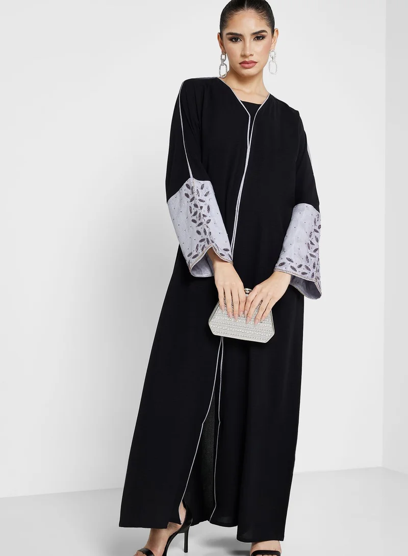 Khizana Embellished Detail Abaya With Sheila