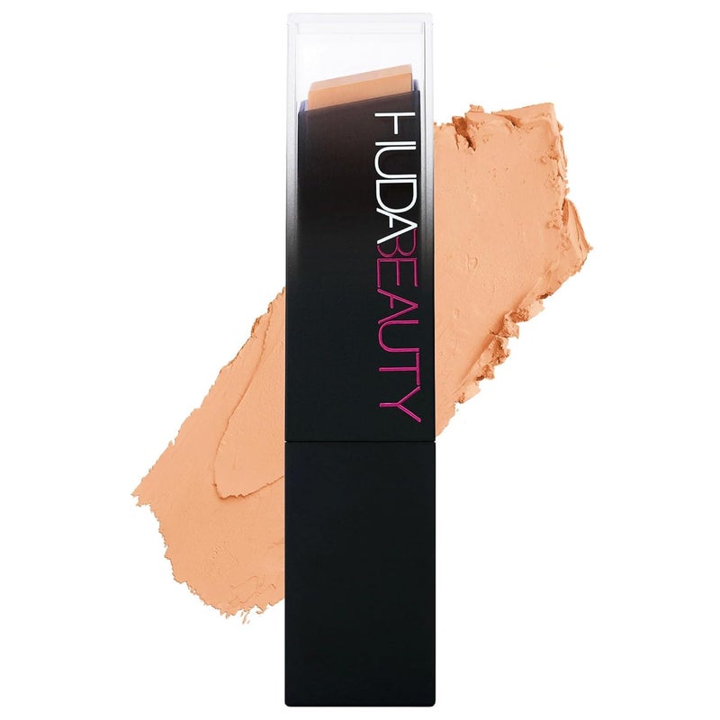 Huda HUDA BEAUTY FauxFilter Skin Finish Buildable Coverage Foundation Stick 330N Butter Pecan