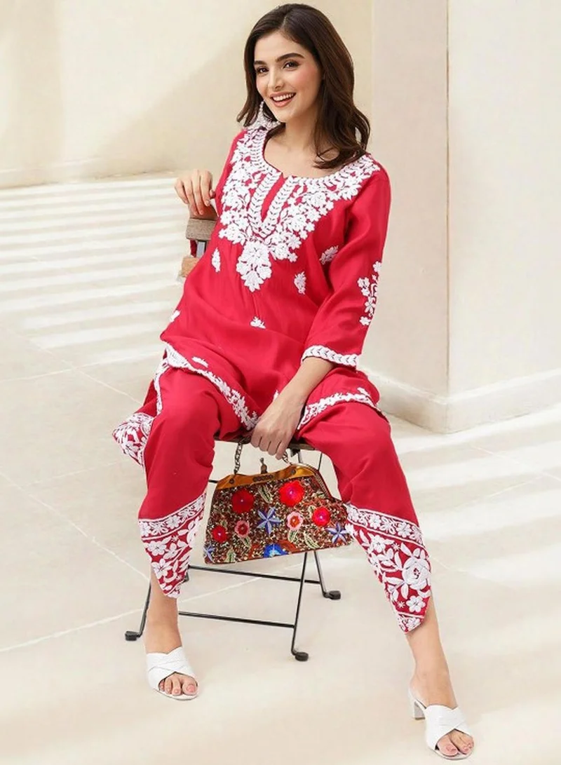 آي شين طقم كورتا نسائي قطعتين بتصميم ذاتي من الرايون الأحمر مع بنطلون بالازو طويل مناسب