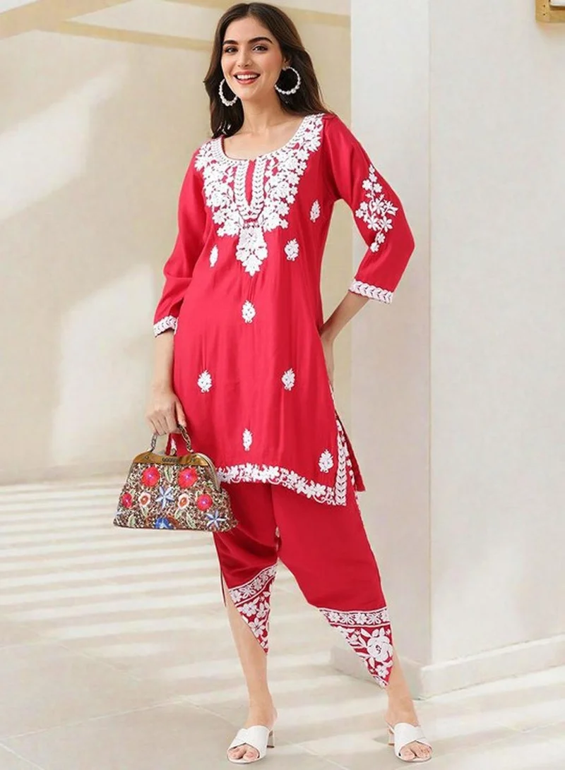 آي شين طقم كورتا نسائي قطعتين بتصميم ذاتي من الرايون الأحمر مع بنطلون بالازو طويل مناسب