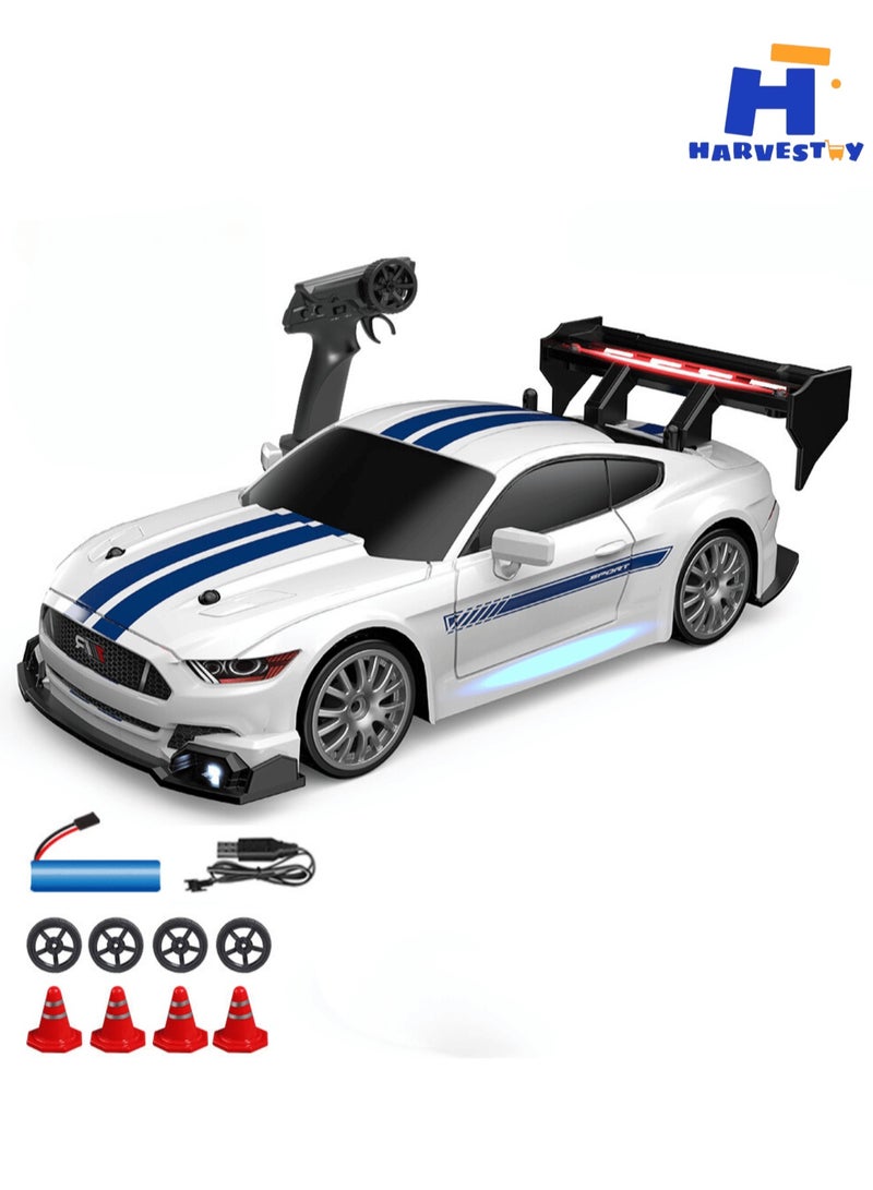 هارفستوي سيارة سباق RC بمقياس 1:24، 30 كم/ساعة، دفع رباعي، 2.4 جيجا هرتز، سيارات تحكم عن بعد مع إضاءة LED، سباق و4 عجلات سباق، سيارات سباق RC عالية السرعة، هدية للأولاد والبنات والأطفال - Image 1