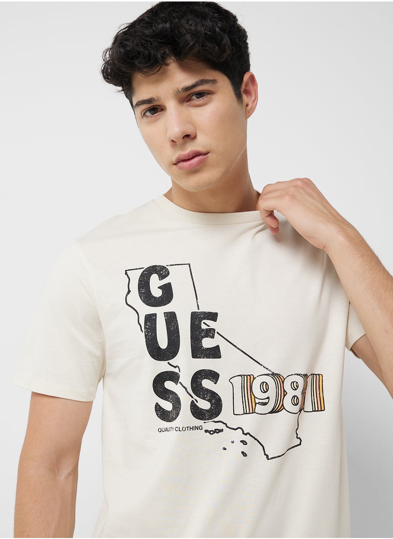 GUESS Logo Crew Neck T-Shirt  - Image 3