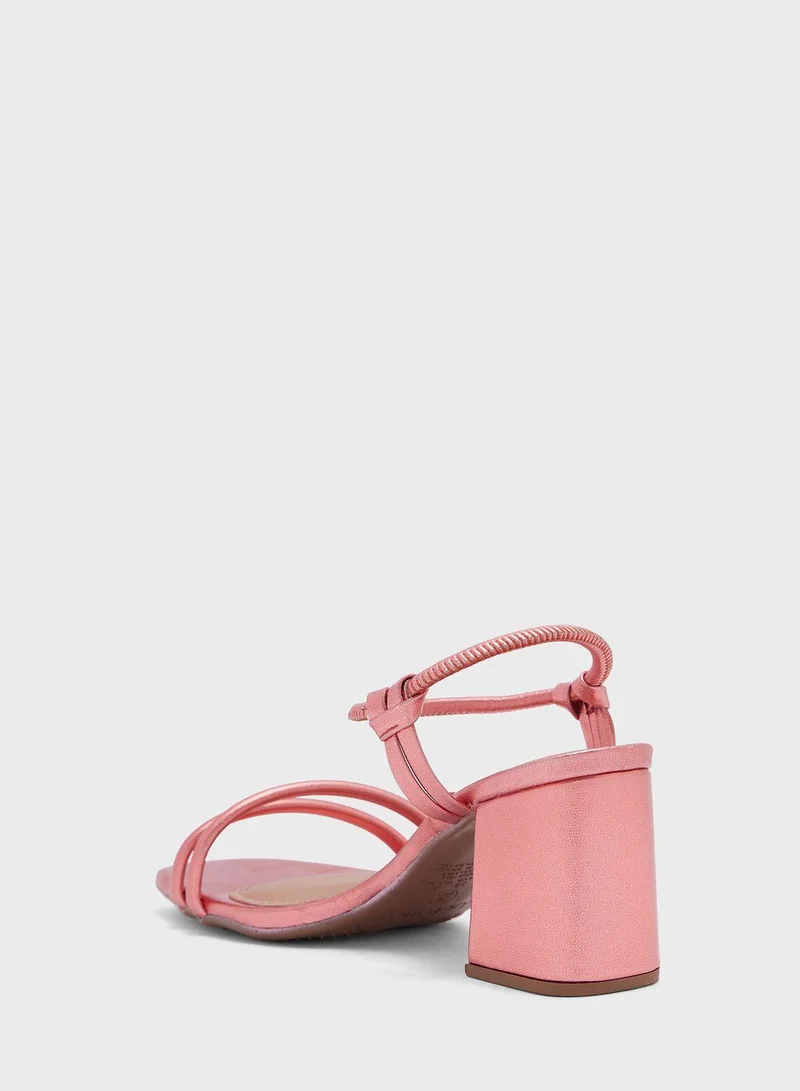 Beira Rio Sandals for Women with Back Strap – Stylish & Supportive sling Back Ladies Sandals