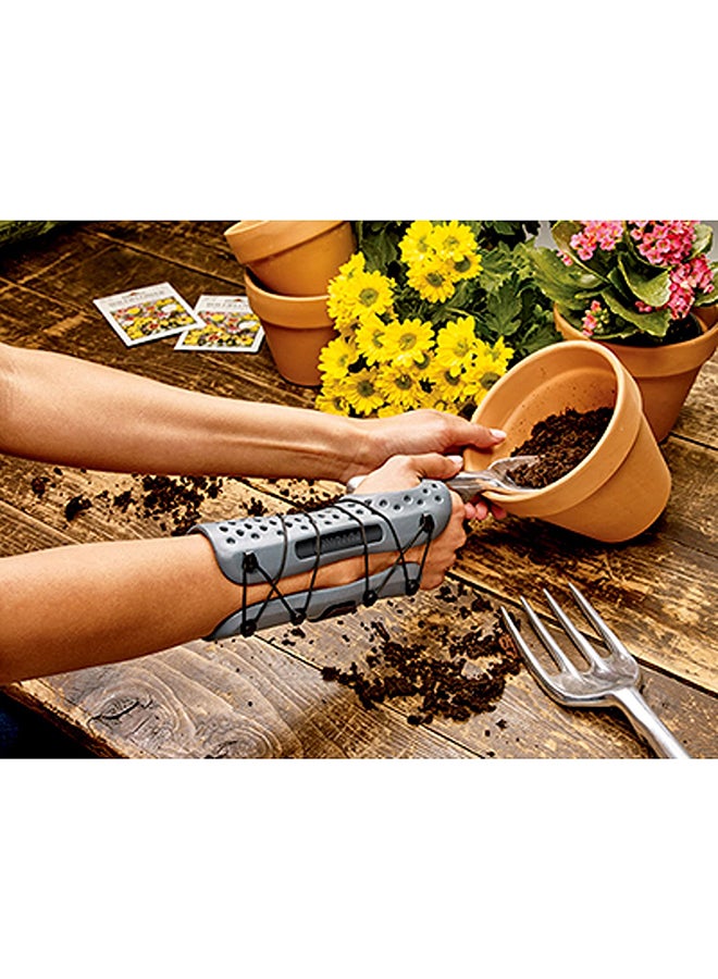 FUTURO دعامة معصم اليد اليمنى المقاومة للماء - مقاس S/M - Image 4