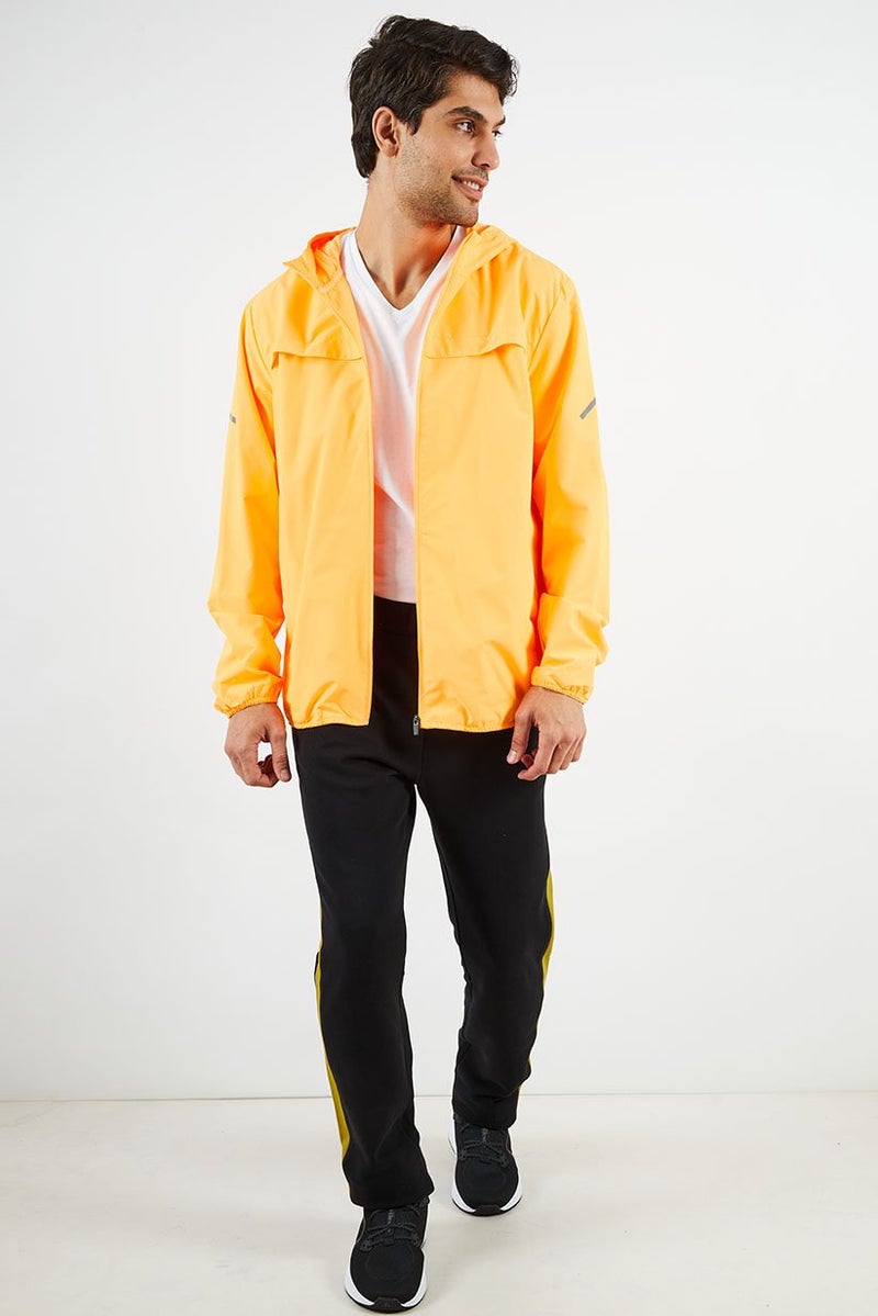 Tchibo جاكيت رياضي للرجال بأكمام طويلة وقبعة مقاوم للرياح، برتقالي نيون - Image 3