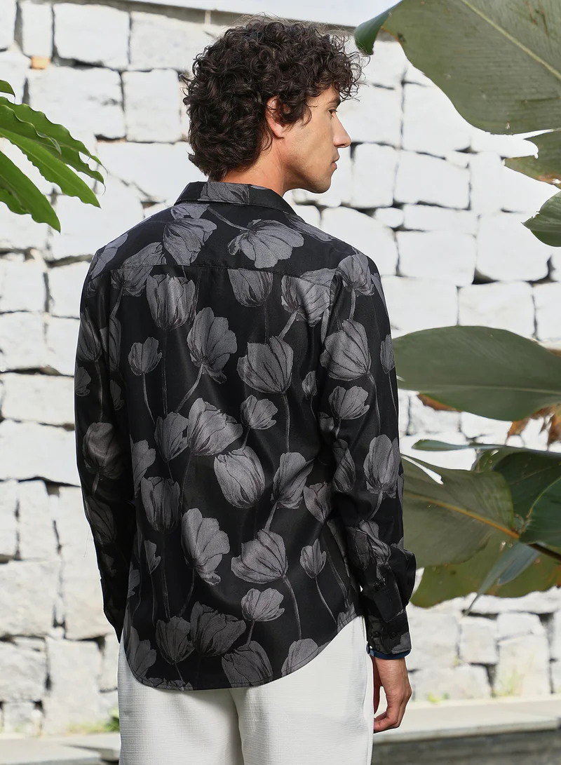Campus Sutra Men's Onyx Black & Chocolate Brown Withered-Flora Shirt