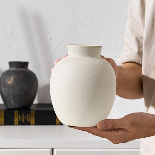 SIDUCAL Spotted Ceramic Modern Style Vase, 5.7 Inch Rustic Farmhouse Boho Vase for Home Decor, Terracotta for Table, Living Room, Wedding, Mantel Decoration, Speckled White - Image 2