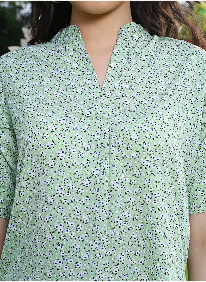 Sera Floral Print Mandarin Collar Top with Short Sleeves by Styli