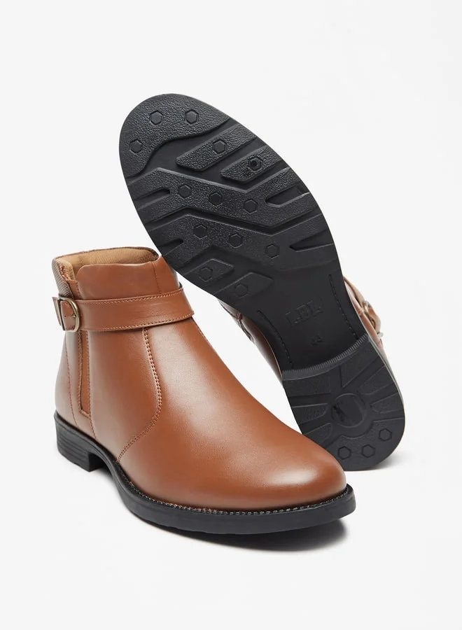 ال بي ال من شو اكسبرس Men Solid Chukka Boots with Zip Closure