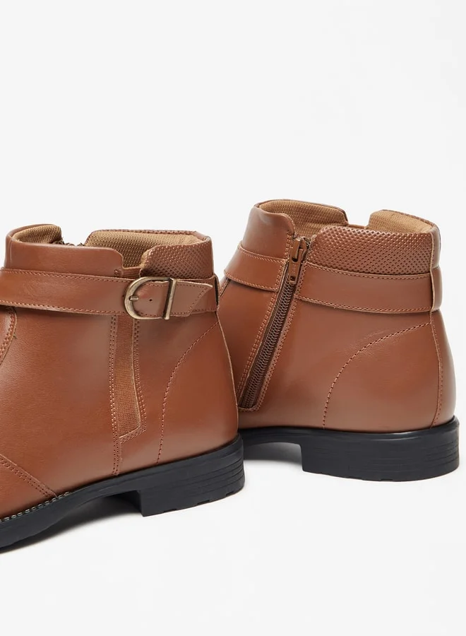 ال بي ال من شو اكسبرس Men Solid Chukka Boots with Zip Closure