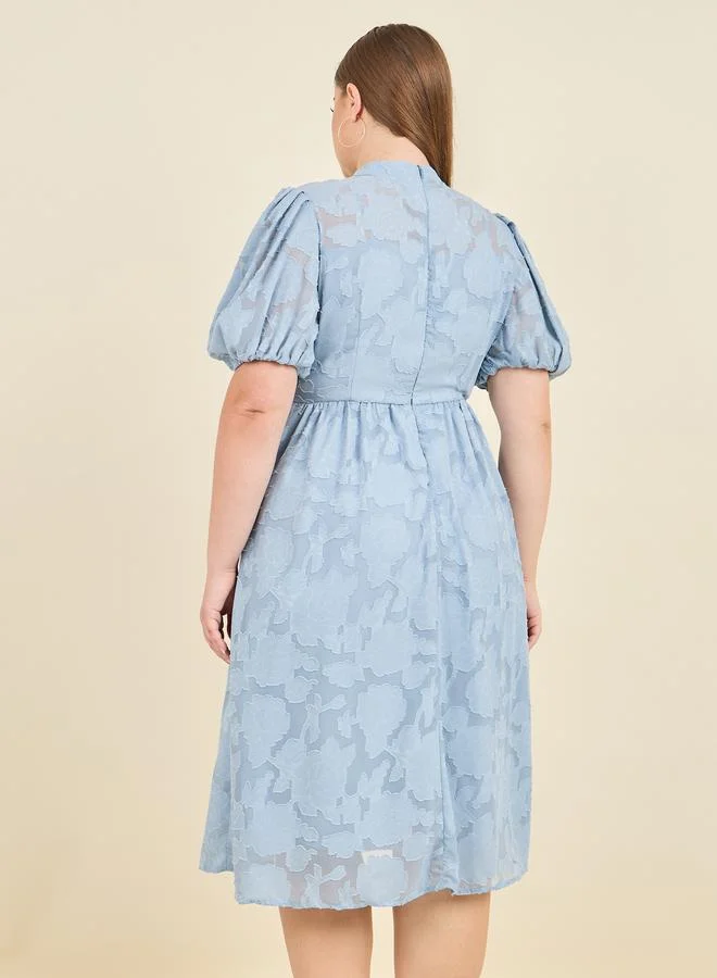 ستايلي Floral Textured Dress