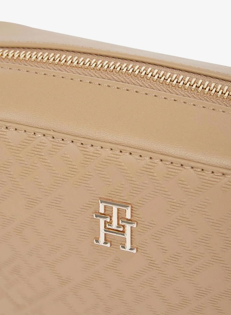 تومي هيلفيغر حقيبة كاميرا