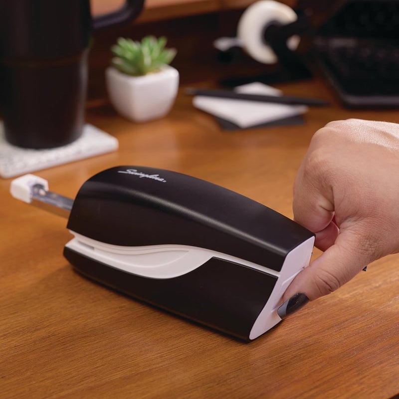 Swing Line Electric Stapler, 20 Sheet Capacity, Portable, Compact, Battery, Black (42132) - Image 5