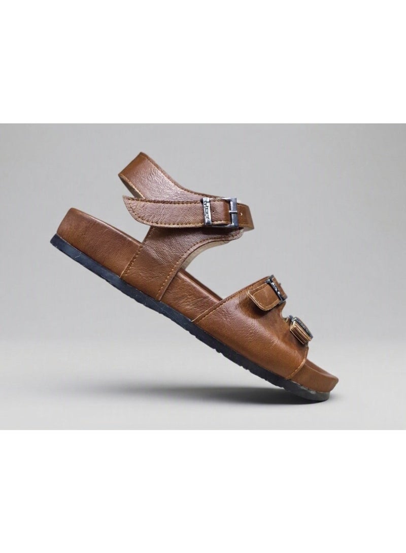 Comfortable women's sandals with adjustable straps and supportive orthopedic insole - Image 3