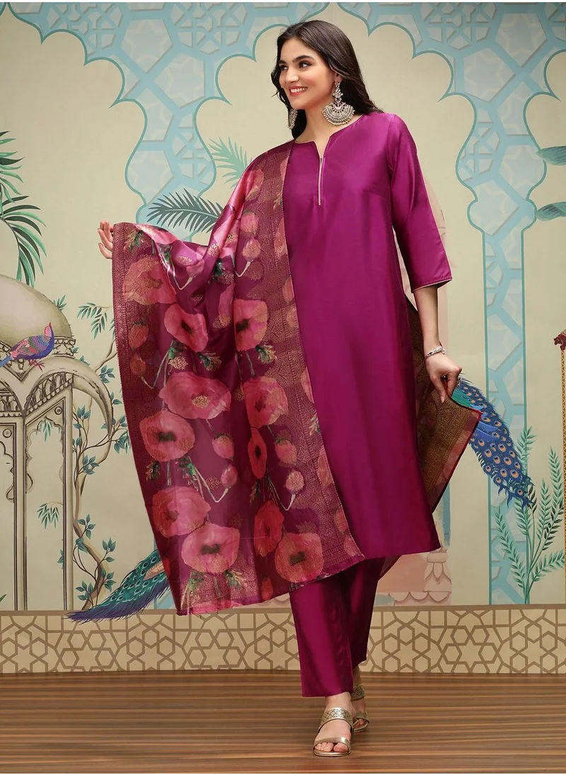 آي شين Women WINE Kurta Set with Duppatta