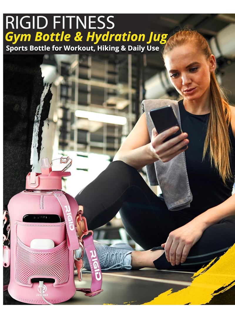 ريجيد فيتنس - RIGID FITNESS Gym زجاجة وإبريق ترطيب - زجاجة ماء كبيرة مع قش ، غلاف تخزين للهاتف - زجاجة رياضية صحية وخالية من مادة BPA للتمرين والمشي لمسافات طويلة والاستخدام اليومي - 2.2 لتر/74 أونصة (وردي) - Image 1