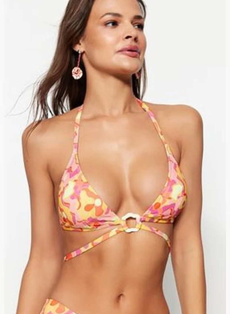 trendyol Abstract Pattern Triangle Accessorized Bikini Top TBESS23BU00265