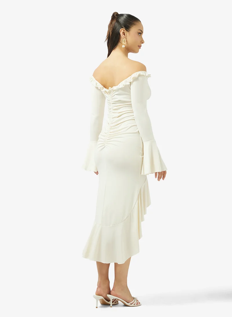 جينجر Off Shoulder Ruched Frill Detail Mermaid Dress