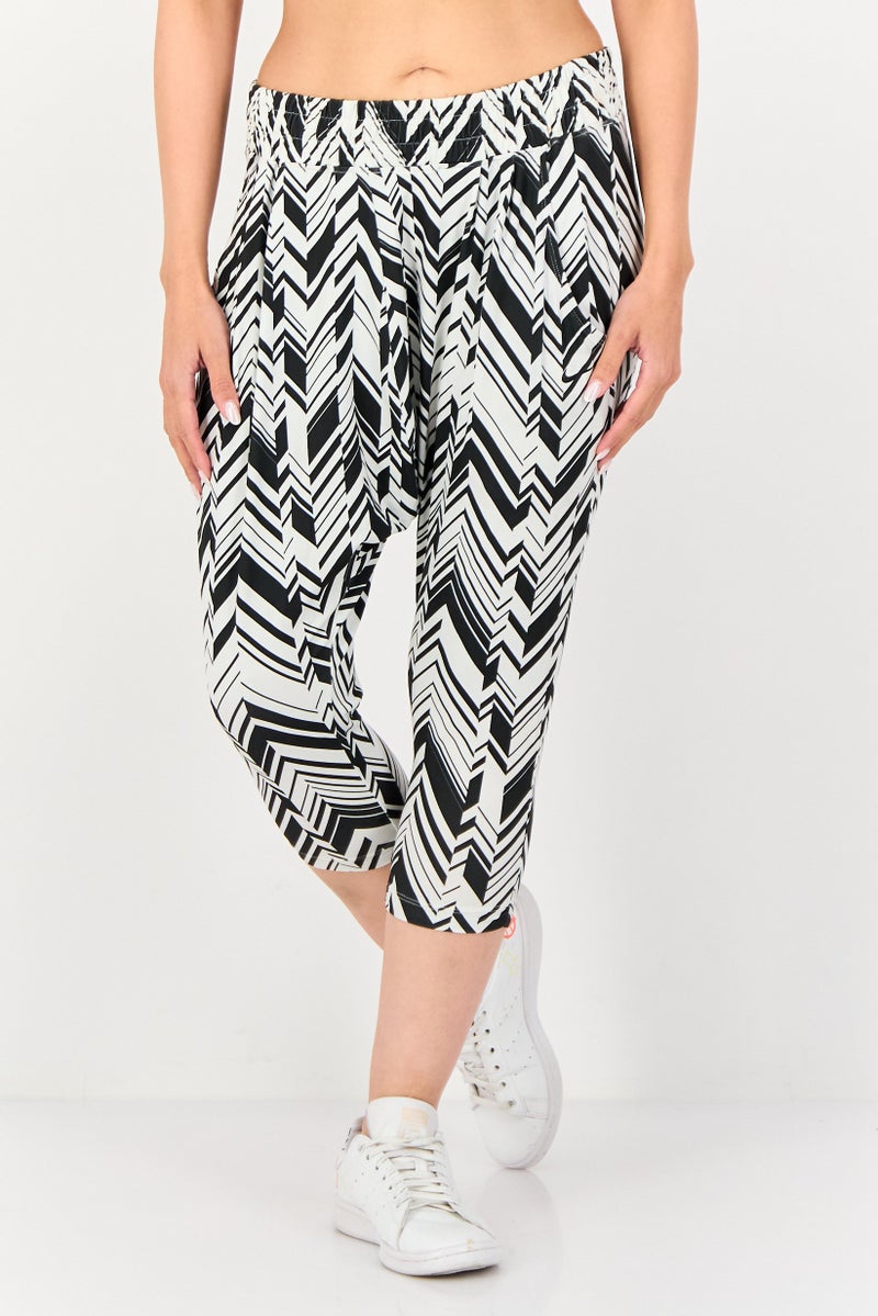 Nike سروال اليوغا الرياضي للنساء، متعدد الألوان - Image 1