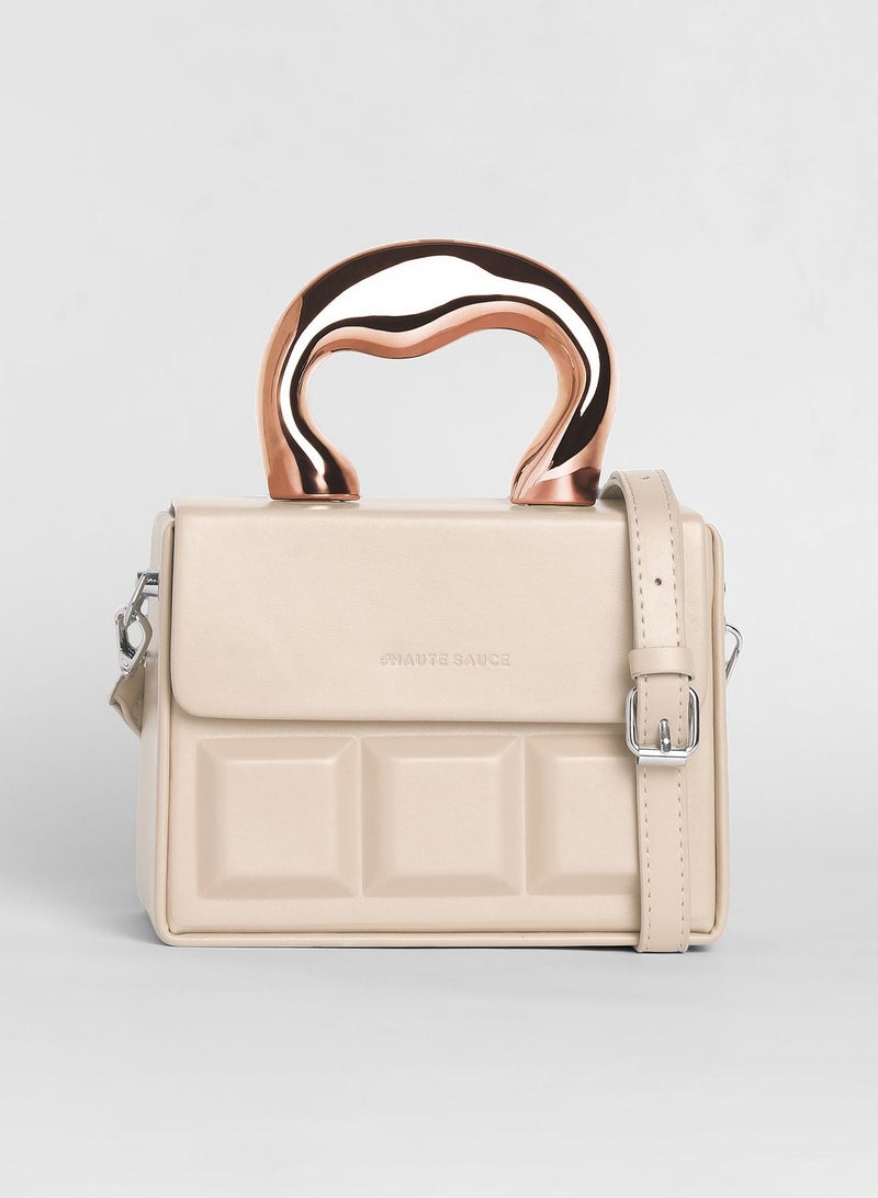 Haute Sauce Women's The Caldera Quilt Hand Bag - Beige  - Image 4