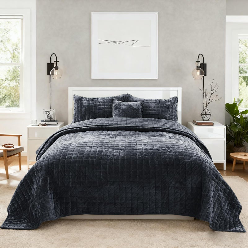 COCOPLOCEUS Quilt Set Oversized King Size 120x128 Luxurious Velvet Bedding Sets with 2 Pillow Shams 20x36 3 Pieces Ultra Soft Quilted Bedspread Coverlet Comforter for All Season,Grey Blue - Image 1