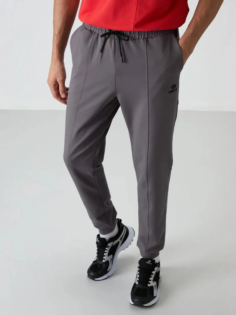 تومي لايف TOMMY Men's Fleece Jogger Sweatpants