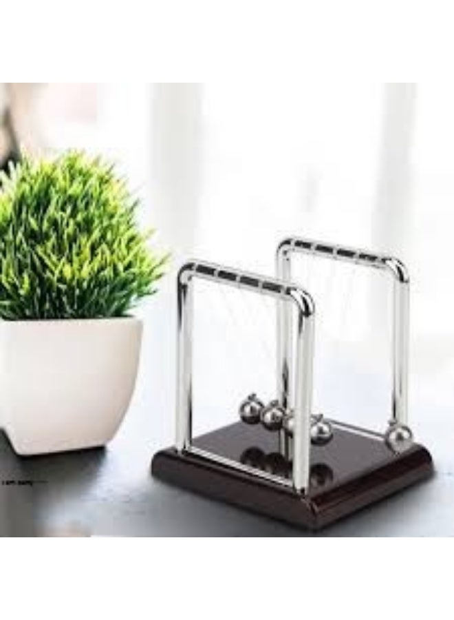 بروماس لعبة توازن سطح المكتب من نيوتن كرادل