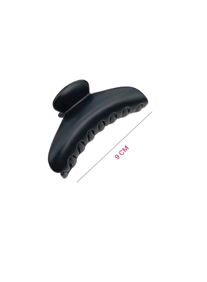 Akarm Black hair clip set – 3 pieces in assorted shapes – strong grip for thick and normal hair. - Image 3
