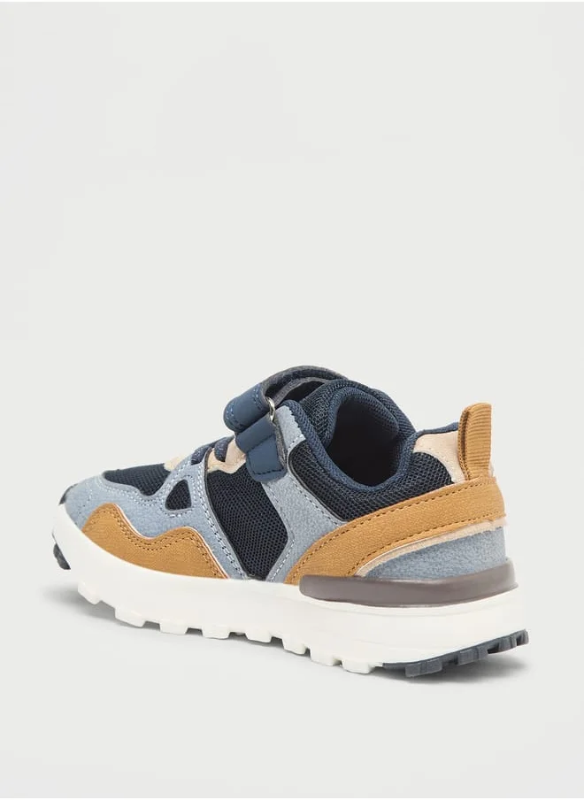 ال بي ال من شو اكسبرس Boys Panelled Sneakers with Hook and Loop Closure