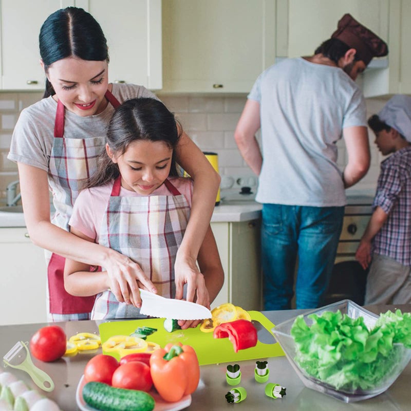 Yeeammk 13 Pieces Montessori Kitchen Tools For Toddlers-Kids Cooking Sets Real-Toddler Toys Set For Real Cooking With Plastic Toddler Safe Knives Crinkle Cutter Kids Cutting Board - Image 4