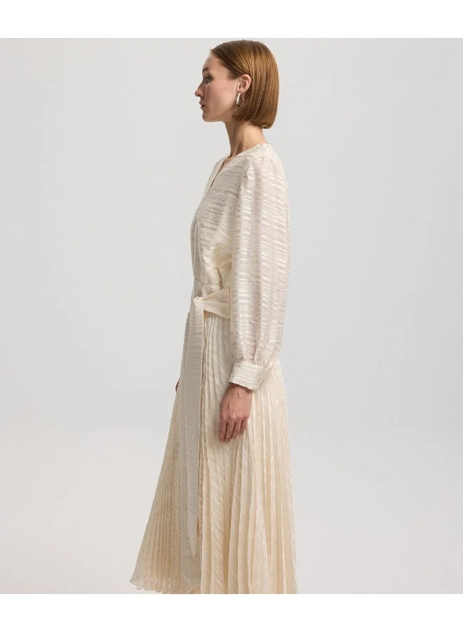 ابيكول بلوزة مطوية