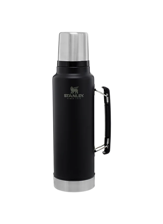 ستانلي Stanley Classic Legendary Bottle 1L / 1.1QT Matte Black â€“ BPA FREE Stainless Steel Thermos | Keeps Cold or Hot for 24 Hours | Leakproof Lid Doubles as Cup | Dishwasher Safe | Lifetime Warranty