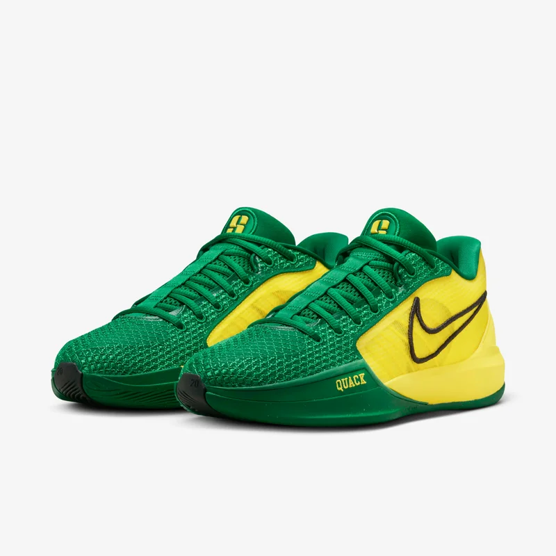 Nike BKLYN's Finest' Basketball Shoes