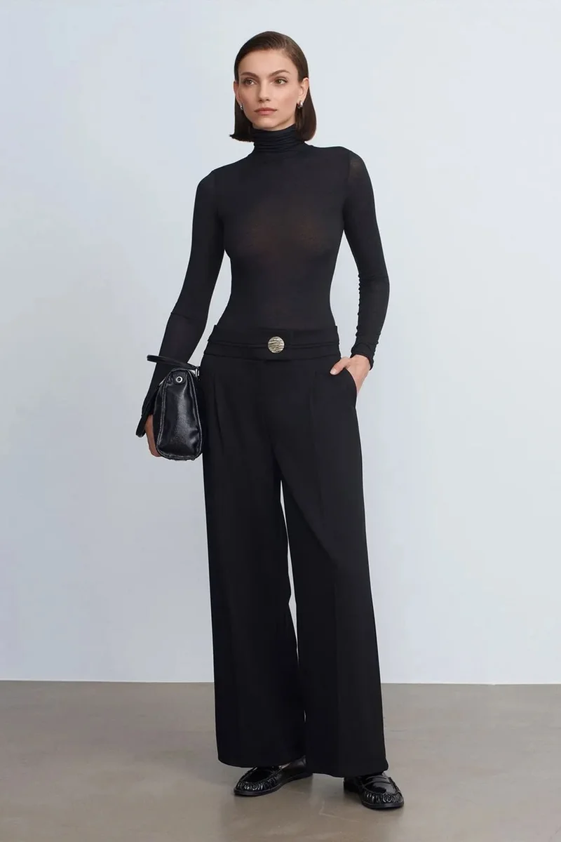 DILVIN High-Waist Wide-Leg Crepe Trousers