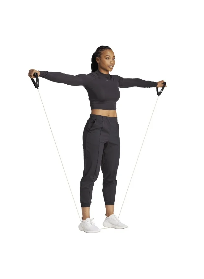 adidas بنطلون نسائي رياضي aeroready أساسي بتصميم بسيط وشعار منسوج