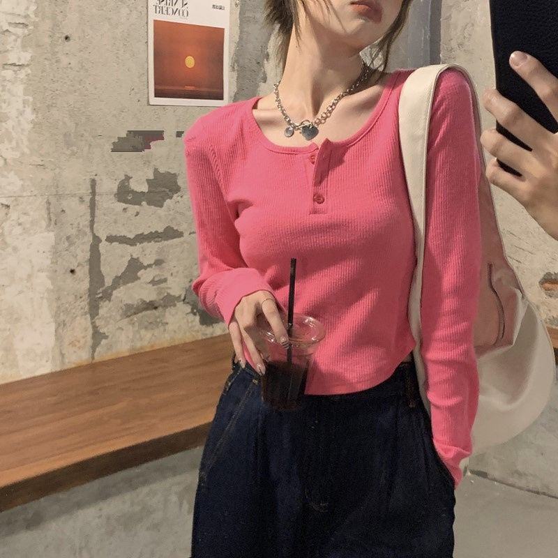 Niche Design Sense White Long-sleeved T-shirt Women's 2021 Autumn Slim-fit Tiny Machine Knitted Shirt Instagram Style Short Top Trendy - Image 2