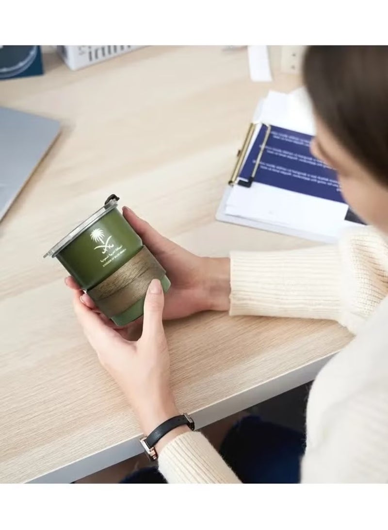 مونستون كرييشونز كوب مشروبات بارد من الستانلس ستيل 304، تصميم أنيق، كوب قهوة محمول للمشروبات الساخنة والباردة، مزود بشفاط وغطاء مقاوم للحرارة للاستخدام في المنزل والتخييم الخارجي (أخضر عسكري، 300 مل) - Image 4