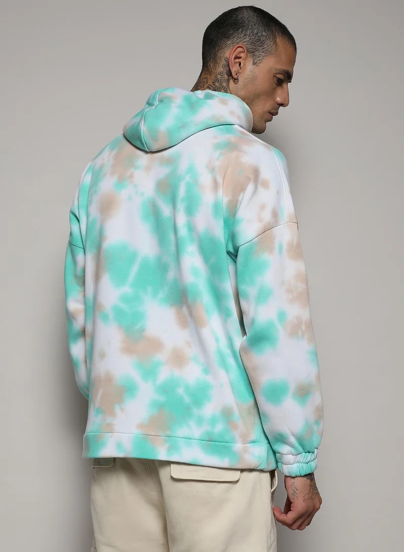 Campus Sutra Men's White & Mint Green Tie-Dye Hoodie With Kangaroo Pocket