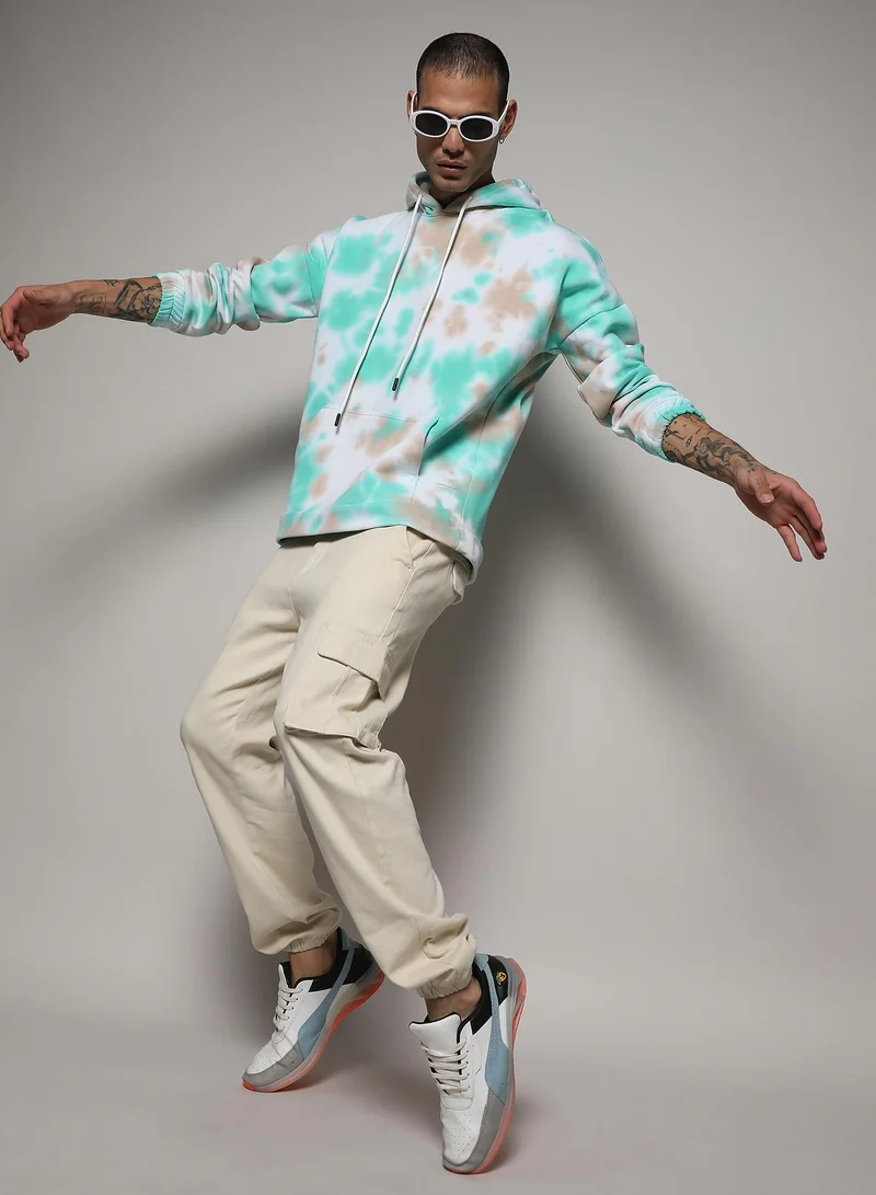 Campus Sutra Men's White & Mint Green Tie-Dye Hoodie With Kangaroo Pocket