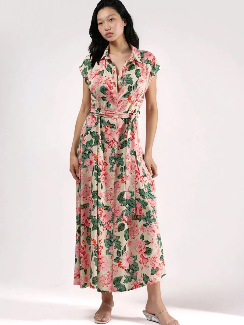 هيكاب Patterned Midi Shirt Dress with Button Closure